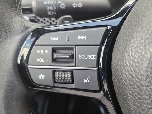 Used 2025 Honda Civic Sport image 25