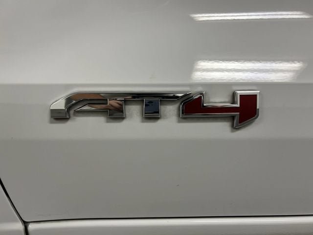 Certified 2023 GMC Canyon AT4 w/ AT4 Premium Package AWD/4WD image 32