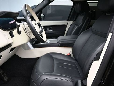 Used 2024 Land Rover Range Rover Autobiography AWD/4WD image 12