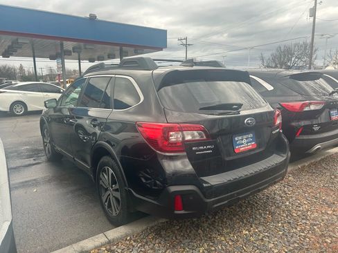Used 2018 Subaru Outback 2.5i Limited image 15
