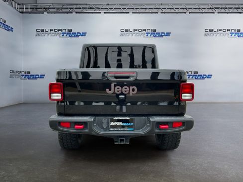 Used 2022 Jeep Gladiator Rubicon w/ Cold Weather Group AWD/4WD image 6