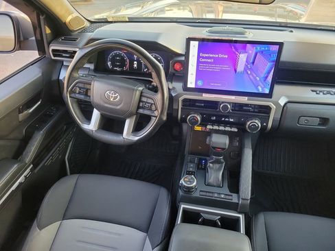 Used 2024 Toyota Tacoma TRD Sport image 11