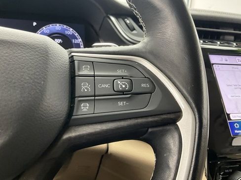 Used 2021 Jeep Grand Cherokee L Limited image 17