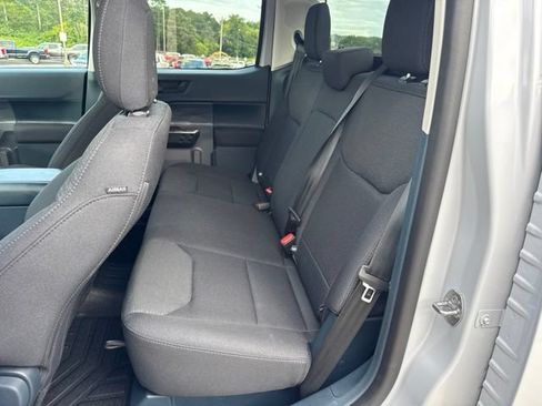 Used 2025 Ford Maverick XL FWD image 11