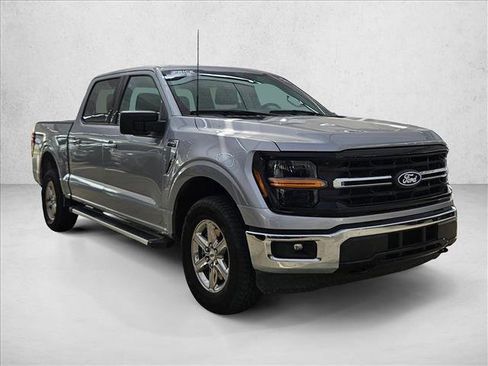 Used 2025 Ford F150 XLT w/ Equipment Group 301A Standard AWD/4WD image 3