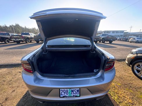 Used 2015 Dodge Charger SE image 7
