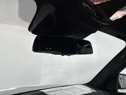 Used 2026 BMW X7 xDrive40i w/ M Sport Package image 19