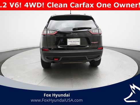 Used 2019 Jeep Cherokee Trailhawk w/ Cold Weather Group image 24