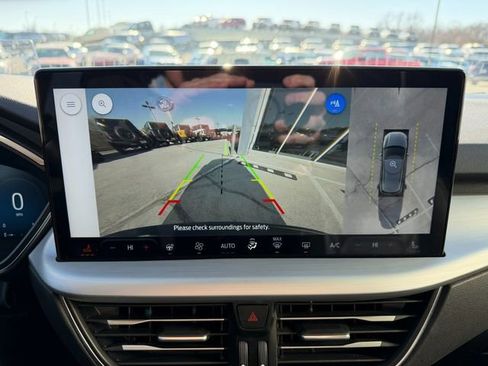 Used 2024 Ford Escape Platinum w/ Premium Technology Package image 24