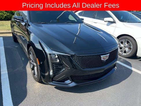 Used 2026 Cadillac CT5 V w/ Technology Package RWD image 8