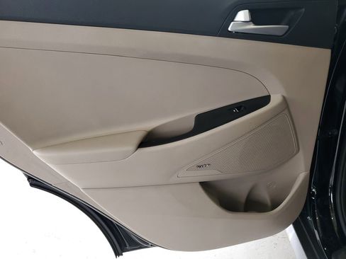 Used 2020 Hyundai Tucson Limited w/ Cargo Package FWD image 16