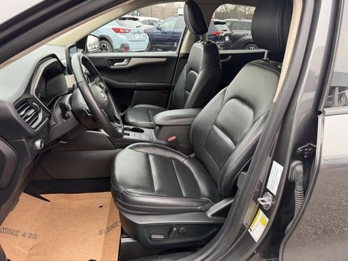 Used 2020 Ford Escape SEL image 16