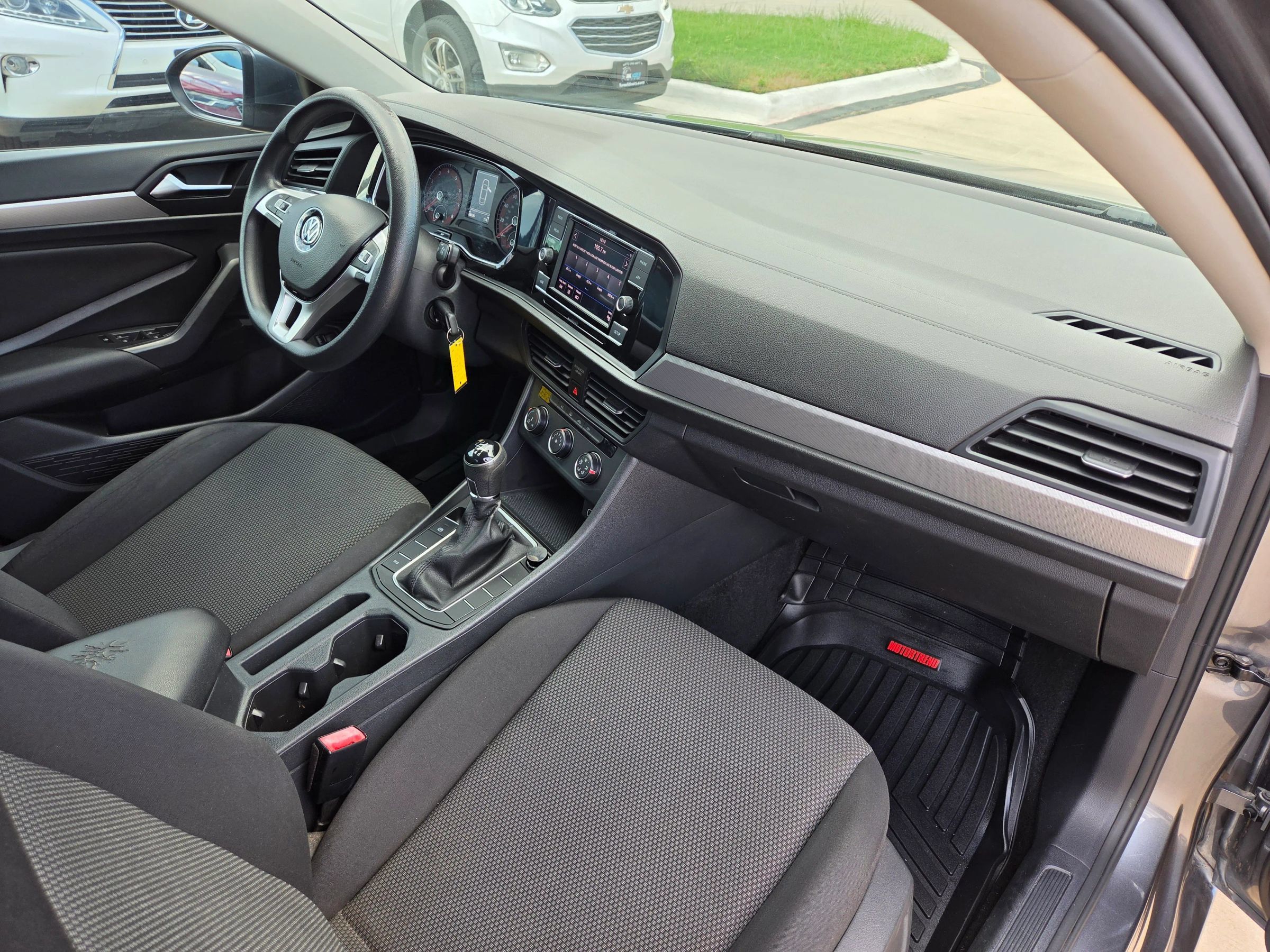 Used 2019 Volkswagen Jetta S w/ Driver Assistance Package FWD image 15