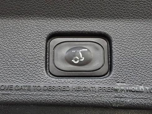 Used 2019 Ford Explorer Limited w/ Safe & Smart Package image 31