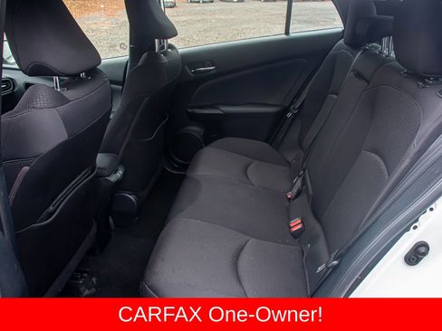 Used 2022 Toyota Prius L Eco image 14