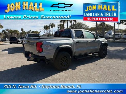 Used 2024 Chevrolet Colorado Trail Boss w/ Technology Package image 12