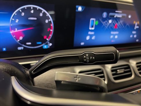 Used 2024 Mercedes-Benz GLE 350 4MATIC w/ AMG Line Exterior image 20