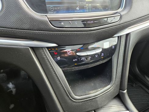 Used 2018 Cadillac XT5 Premium Luxury image 11