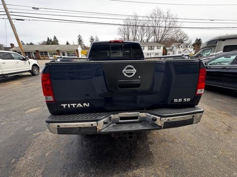 Used 2010 Nissan Titan SE w/ SE Value Truck Pkg image 5