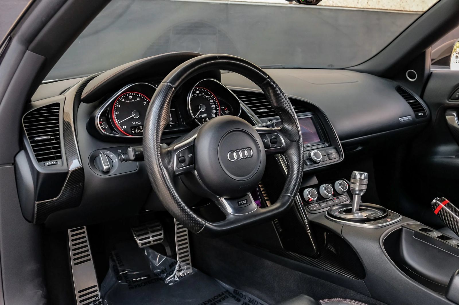 Used 2011 Audi R8 V10 AWD/4WD image 15