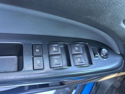 Used 2021 Chevrolet Colorado Z71 w/ LPO, Power Package image 8