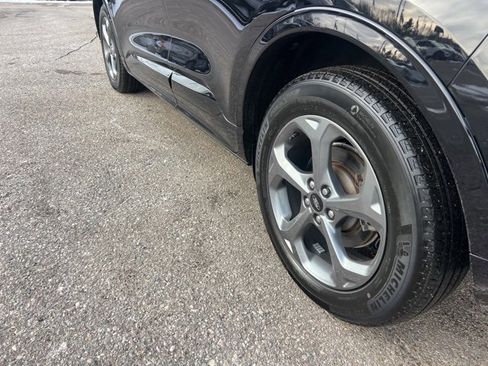 Certified 2023 Ford Escape ST-Line w/ Tech Pack #1 image 24