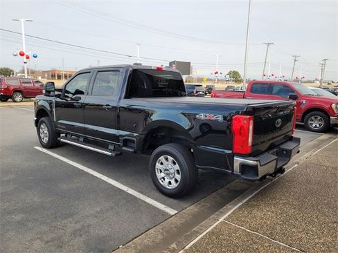 Used 2023 Ford F250 XLT image 5