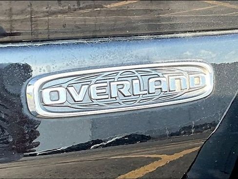 Used 2022 Jeep Grand Cherokee Overland w/ Adv Protech Group III AWD/4WD image 24