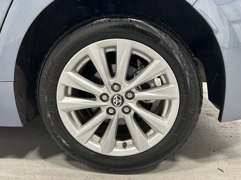 Used 2025 Toyota Corolla LE w/ LE Premium Package image 62