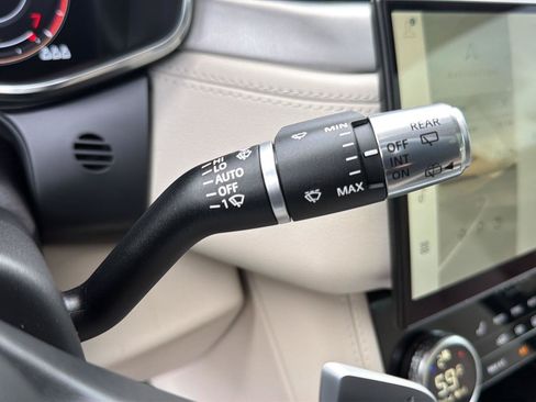 Used 2021 Jaguar F-PACE R-Dynamic S AWD/4WD image 23