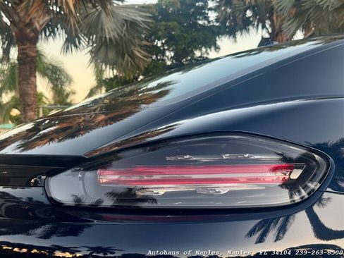 Used 2017 Porsche 718 Cayman RWD image 10