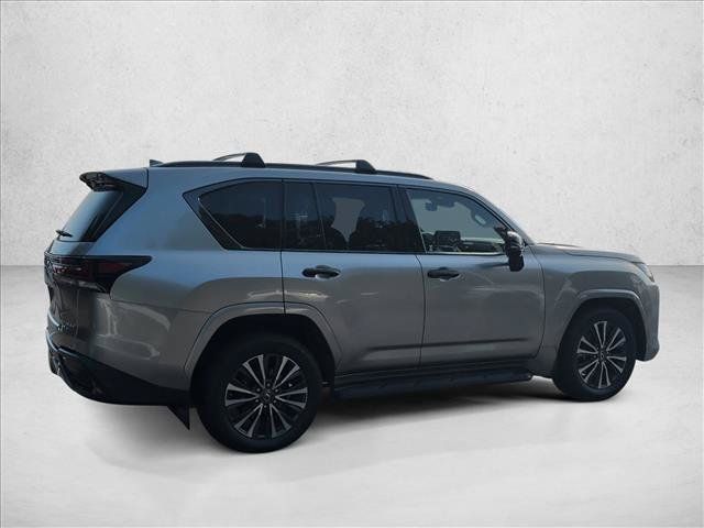 Used 2022 Lexus LX 600 4WD w/ Appearance Package image 5