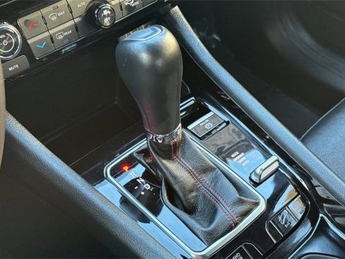 Used 2024 Jeep Compass Trailhawk image 27