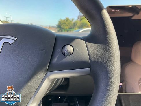 Used 2022 Tesla Model 3 Long Range AWD/4WD image 43