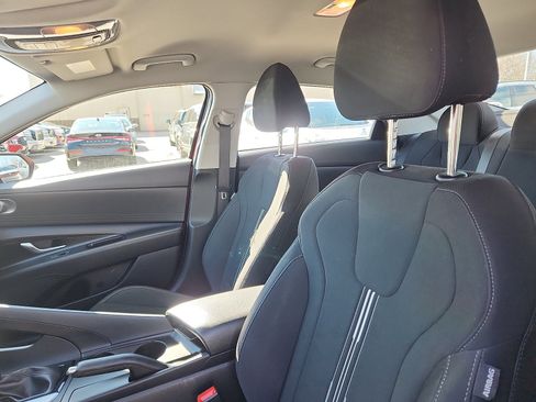 Used 2021 Hyundai Elantra SEL w/ Cargo Package image 22
