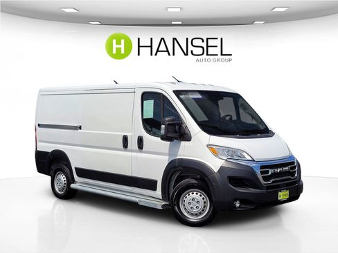 Used 2025 RAM ProMaster 2500 w/ U-Haul Equipment Group FWD image 1