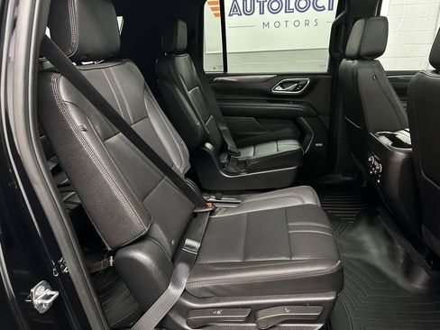 Used 2023 Chevrolet Suburban RST w/ Sport Performance Package AWD/4WD image 20