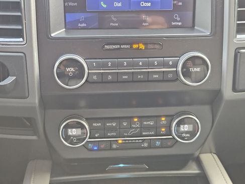Used 2021 Ford Expedition XLT RWD image 17