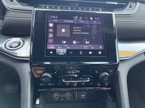Used 2022 Jeep Grand Cherokee L Laredo RWD image 29