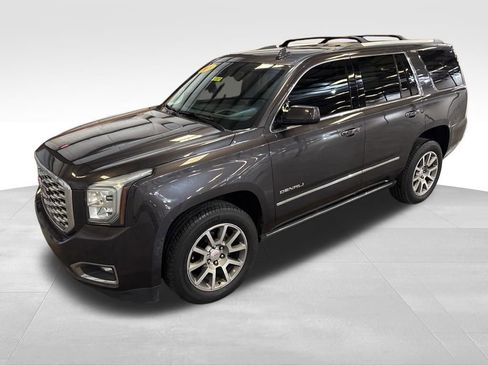 Used 2018 GMC Yukon Denali AWD/4WD image 9