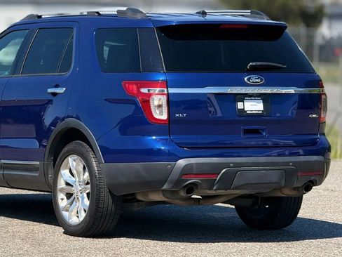 Used 2013 Ford Explorer XLT AWD/4WD image 16
