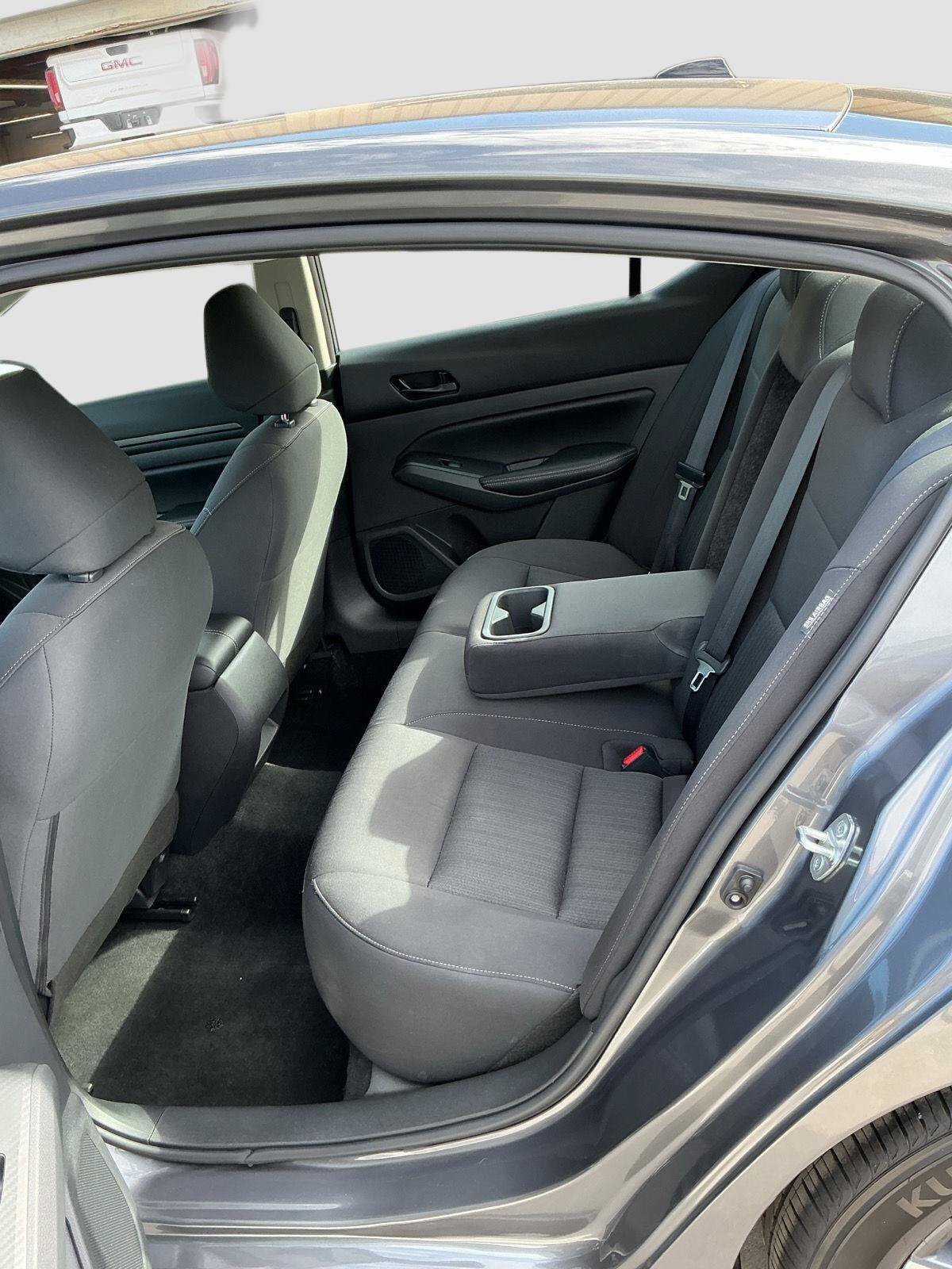 Used 2026 Nissan Altima 2.5 SV FWD image 18