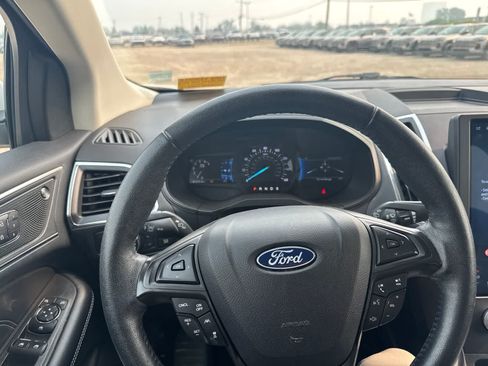 Used 2022 Ford Edge Titanium w/ Equipment Group 301A AWD/4WD image 20