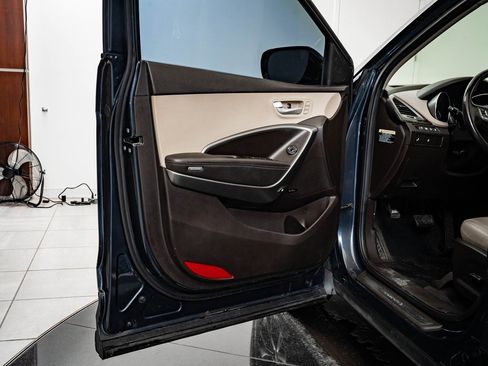 Used 2017 Hyundai Santa Fe Sport image 29