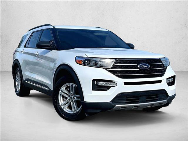 Used 2023 Ford Explorer XLT w/ Equipment Group 202A RWD image 12