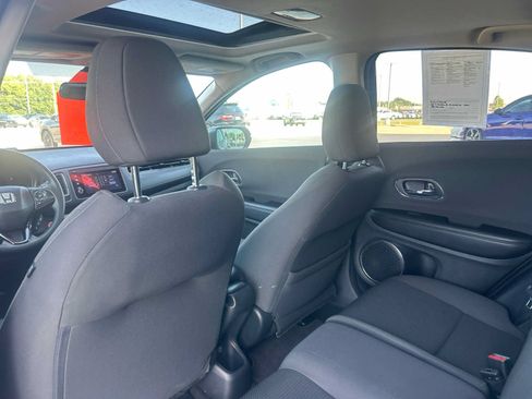 Used 2022 Honda HR-V EX image 27