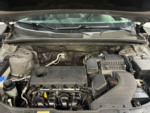 Used 2013 Kia Sorento LX image 18