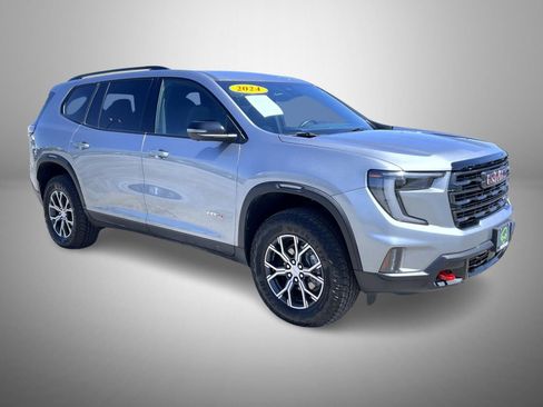Certified 2025 GMC Acadia AT4 w/ LPO, All-Weather Package AWD/4WD image 3