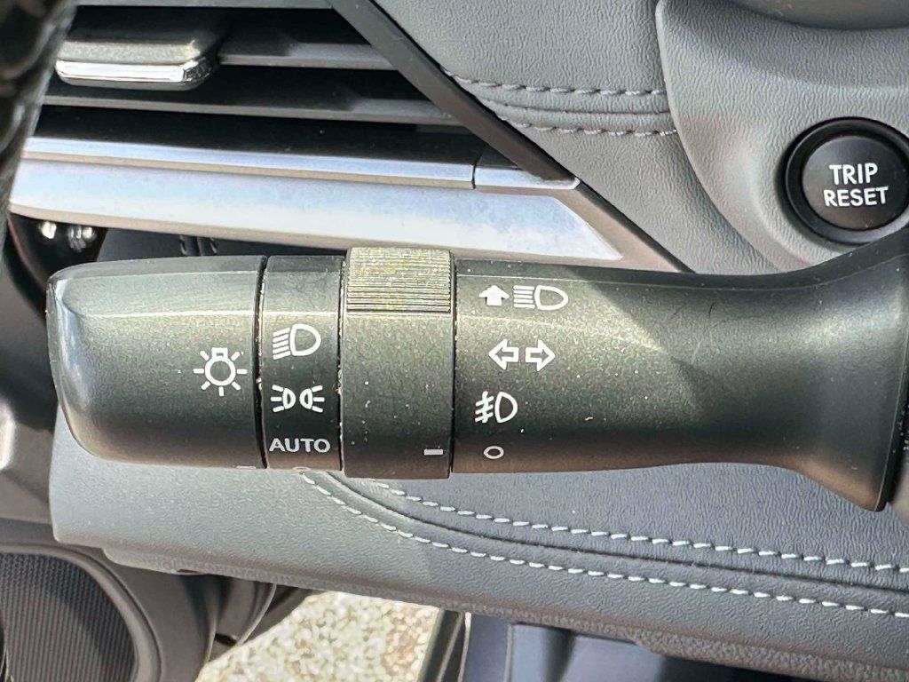 Certified 2022 Subaru Outback Limited AWD/4WD image 23