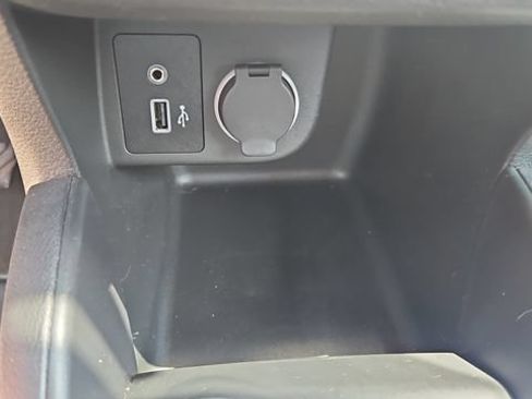 Used 2025 Nissan Kicks Play S FWD image 20